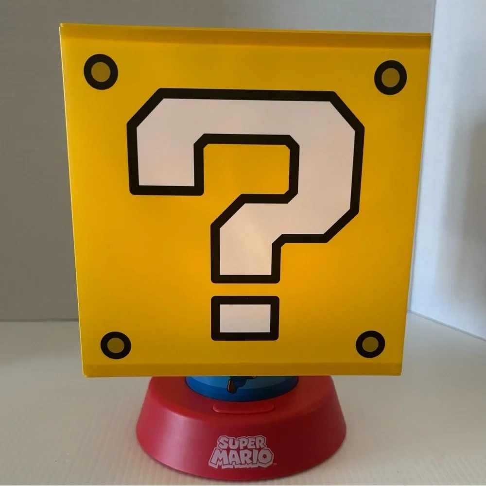 Paladone Super Mario Bros Icon Lamp with 3 Brightness Settings and Auto Shut Off